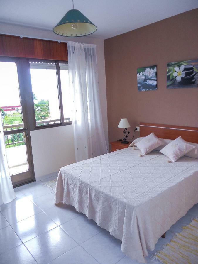 Apartamentos Blanco O Grove Exterior photo