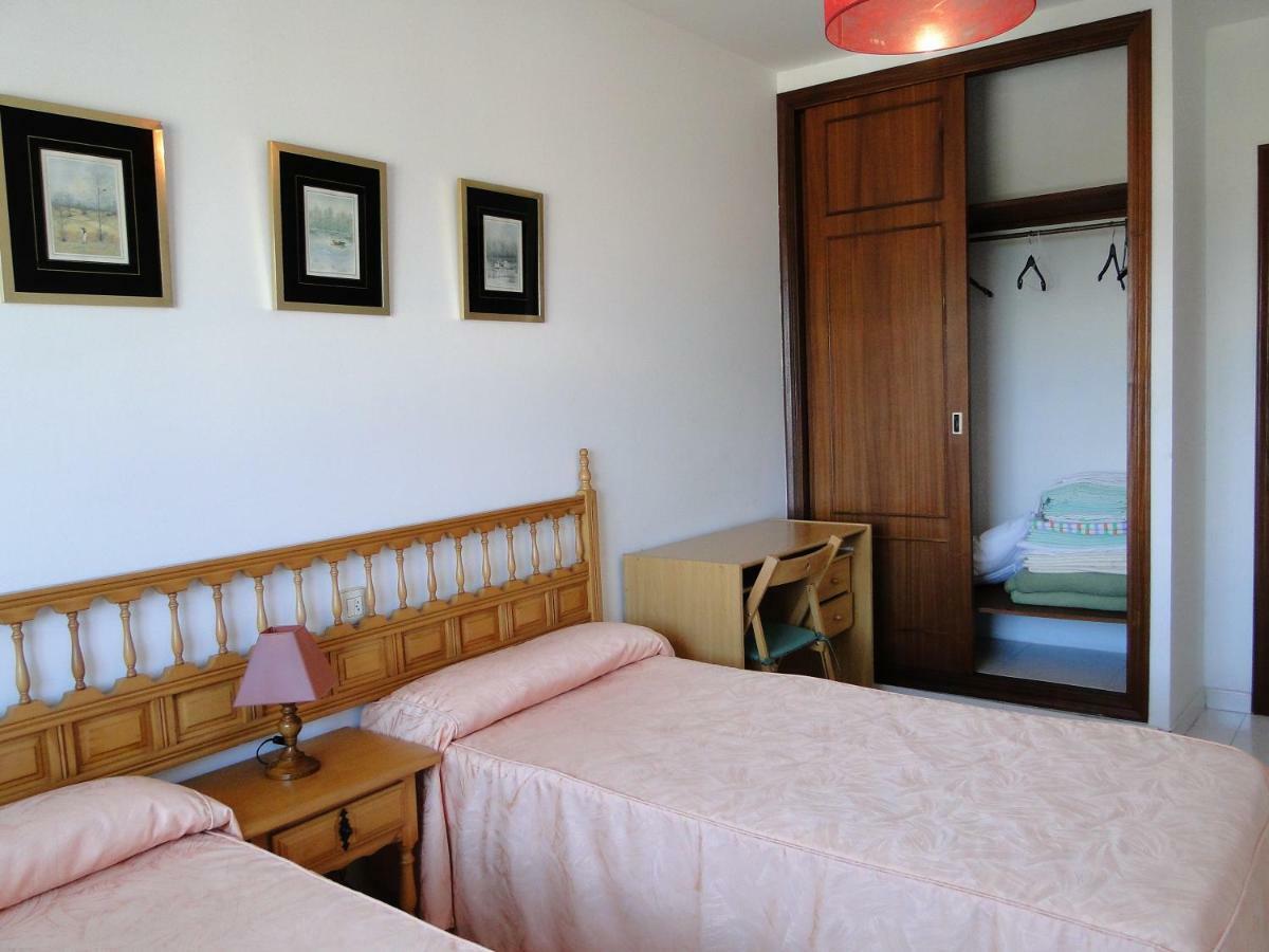 Apartamentos Blanco O Grove Exterior photo